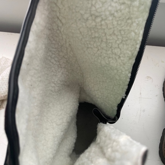 Fleece lined boots size 39 - Picture 9 of 9